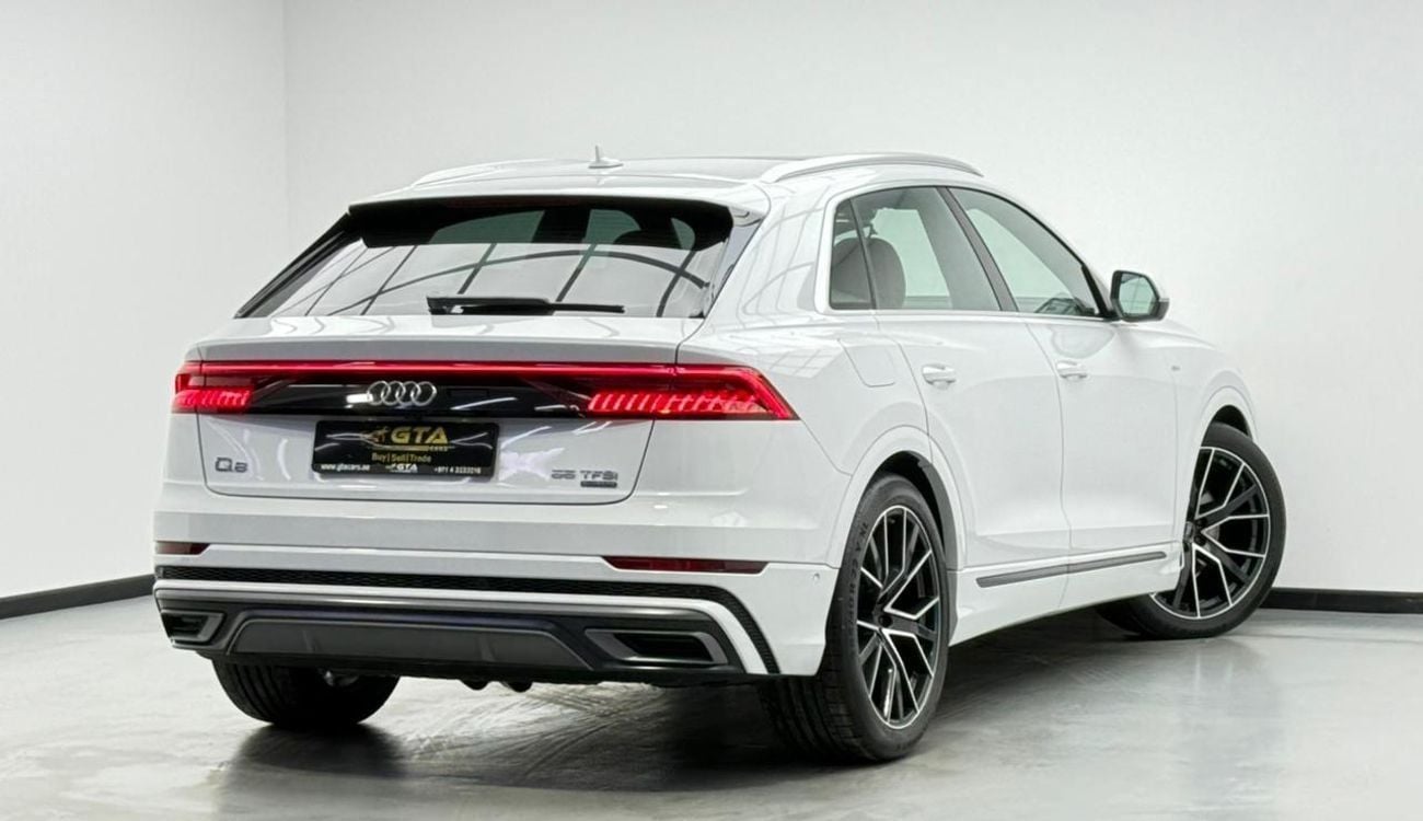 Audi Q8 55 TFSI S-LINE LUXURY 2023 Audi Q8 55 TFSI Quattro S-Line, 2028 Audi Warranty + Service Pack, Fully Loaded, GCC