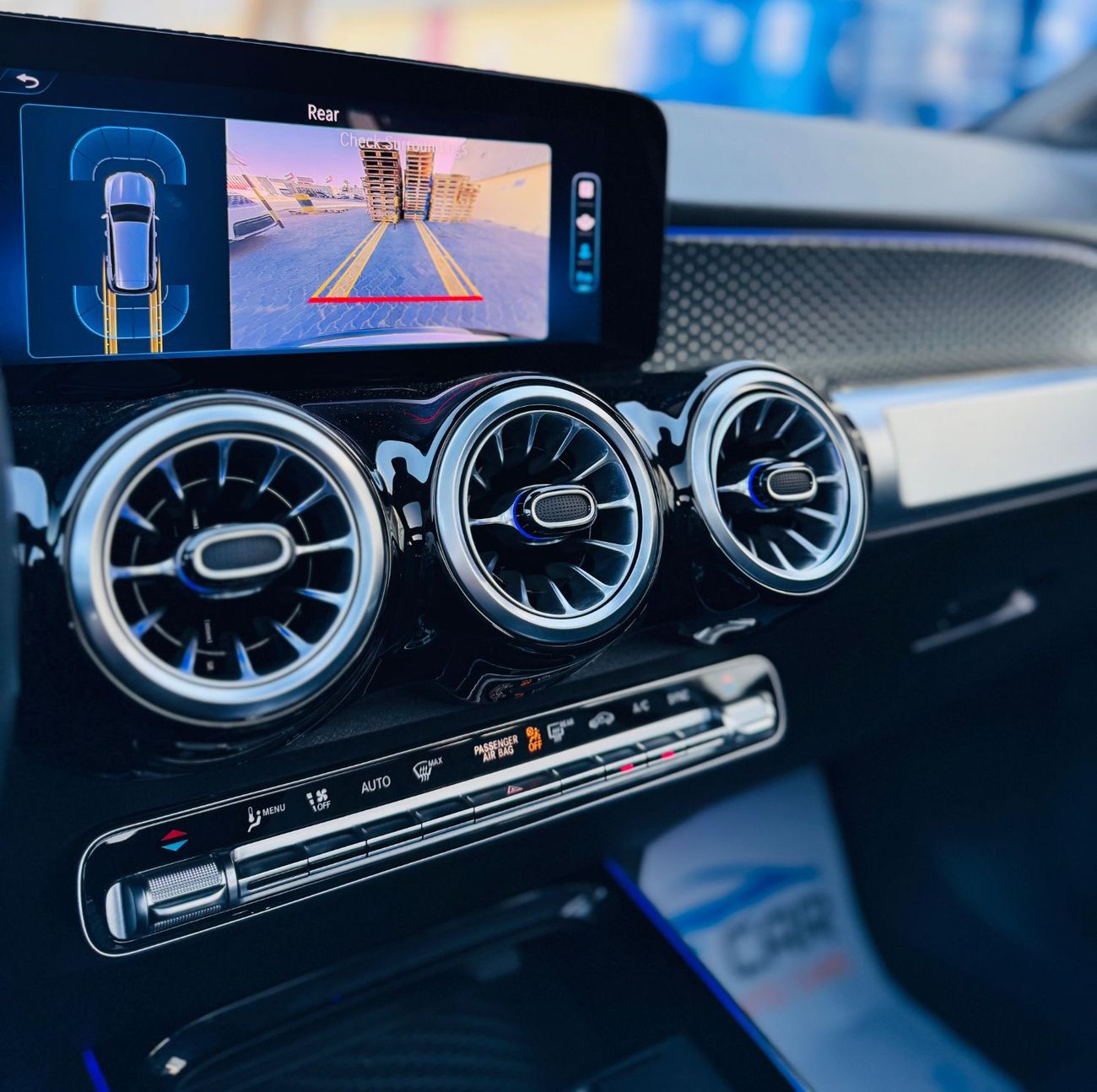 Mercedes-Benz GLB 250 Premium 2.0L (5 Seater)