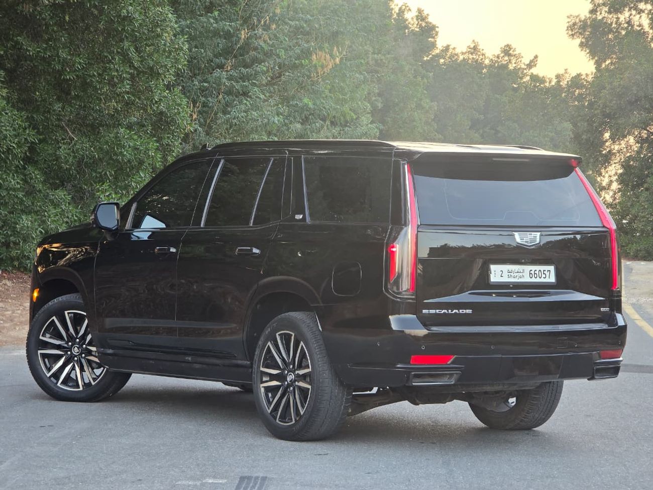 Cadillac Escalade Sport Platinum 6.2L AWD CADILLAD ESCALADE 600 // 2022 GCC // EXPORT TO SYRIA // FULL OPITION // HAS 
