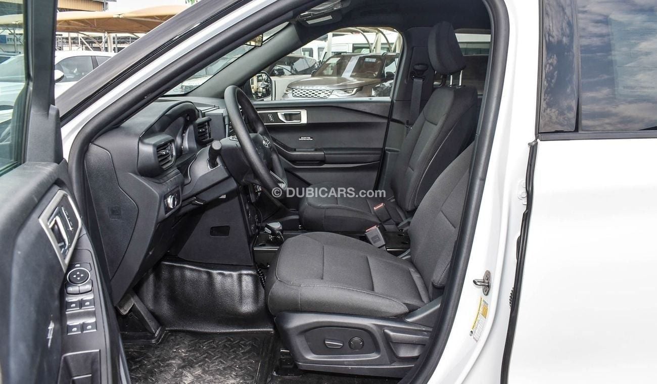Ford Explorer Interceptor 4WD Police Car