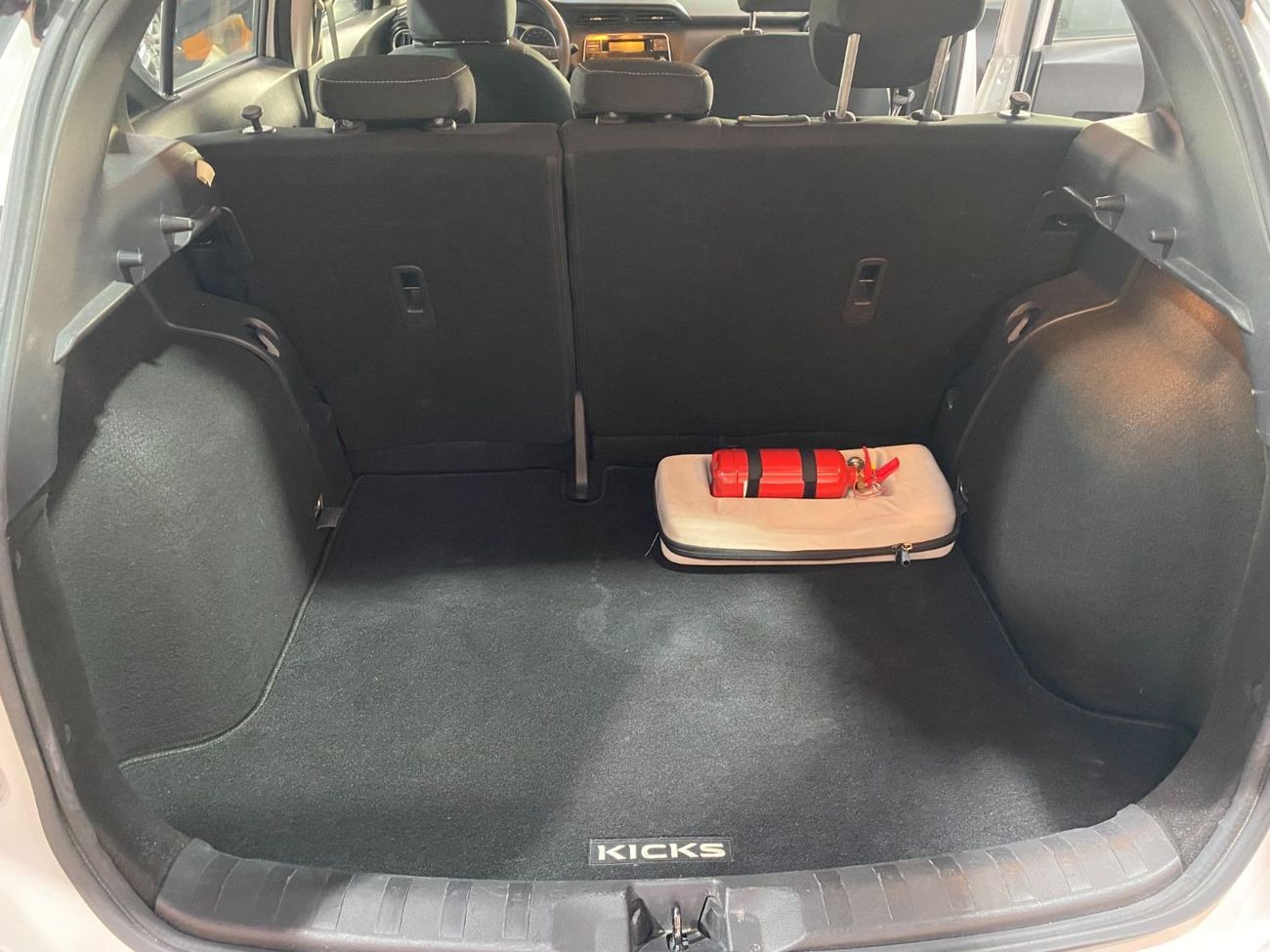 Nissan Kicks SV AED 1,150 EMi @ 0% DP | 2022 | GCC | 1.6L | FWD | Low Mileage | Under Warranty