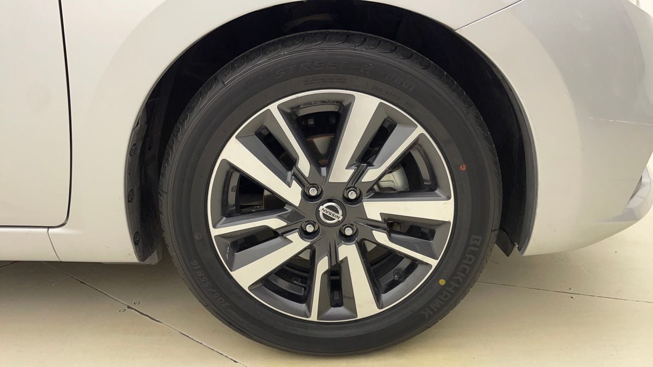 Nissan Sunny SL 1.6 | Zero Down Payment | Home Test Drive