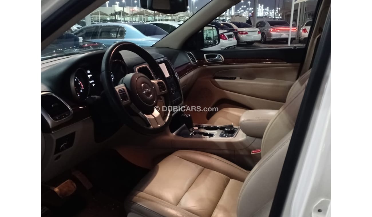 جيب جراند شيروكي جيب جراند شيروكي موديل 2011 خليجي السياره مسرفسه بالكامل بانوراما فل اوبشن ليمتد السياره جديده ولا ت