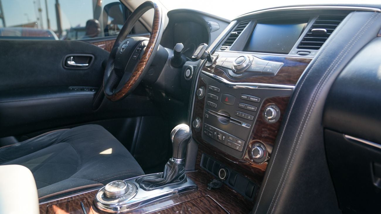 نيسان باترول SE