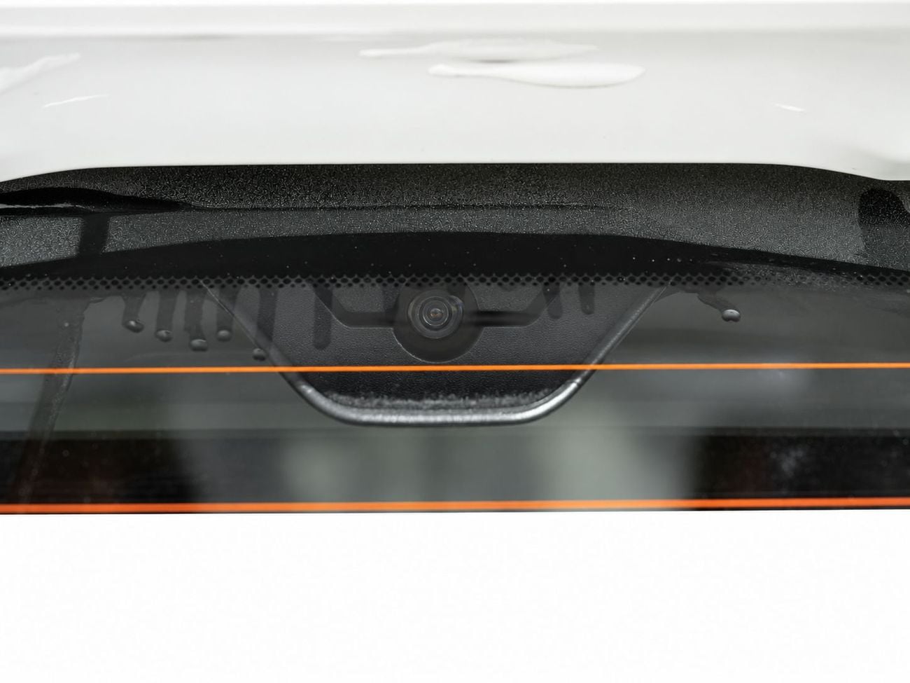 لكزس LX 700h VIP ECTAV0008 - لكزس LX700h VIP موديل 2026 - محرك 3.5 لتر هجين أوتوماتيكي - لون أبيض مع مقصورة داخلية بل