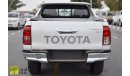 Toyota Hilux - TRD - 4.0L - V6 - WHITE INSIDE BLACK