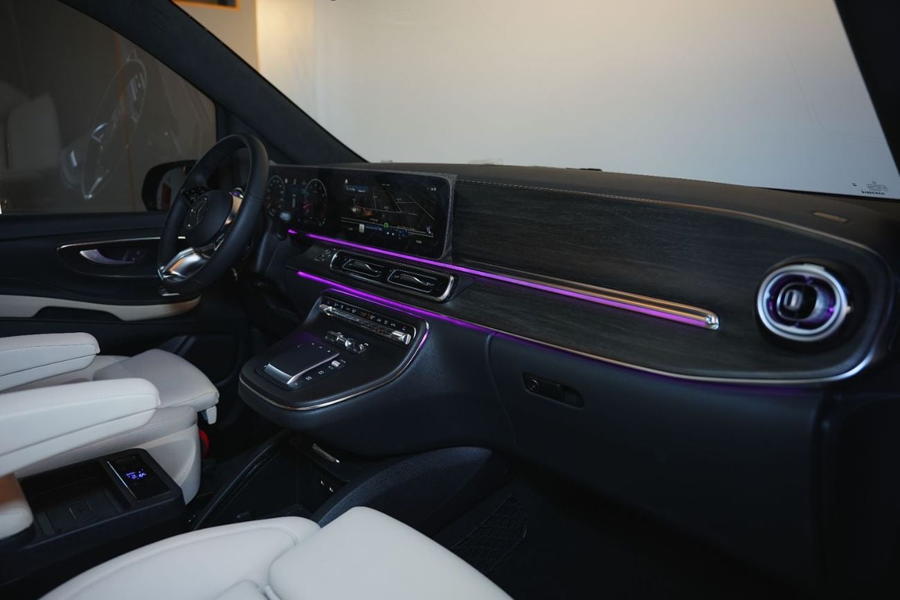 مرسيدس بنز V 300 Original Mercedes VIP Captain Seats | 2 Years International Warranty