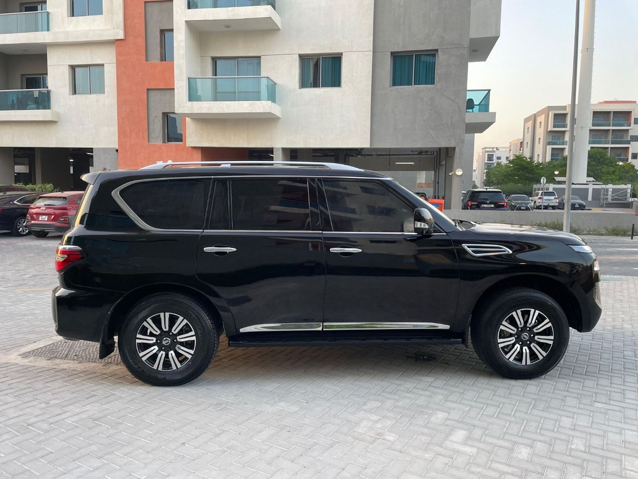 نيسان باترول LE Platinum 5.6L