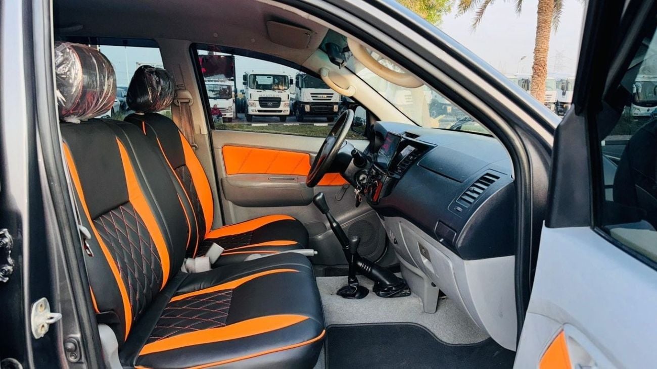 تويوتا هيلوكس -