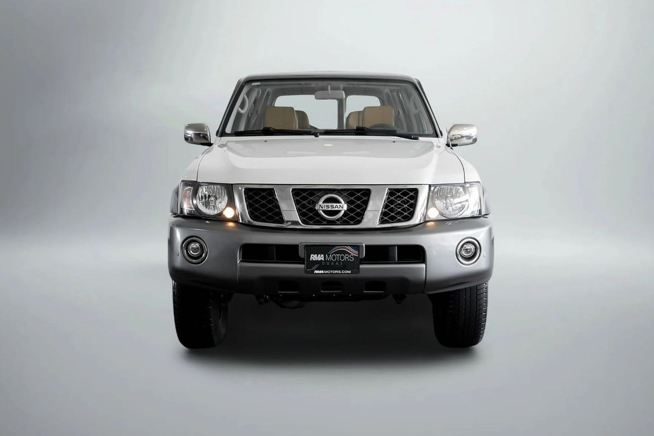 Nissan Patrol Super Safari 2019 Nissan Patrol Super Safari / Full Nissan Service History