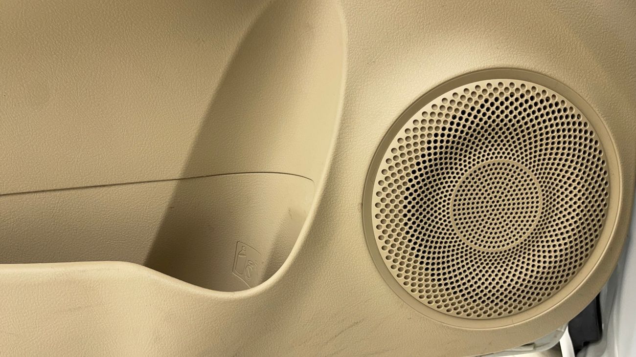 تويوتا يارس SE 1.5 | بدون دفعة مقدمة | اختبار القيادة في المنزل