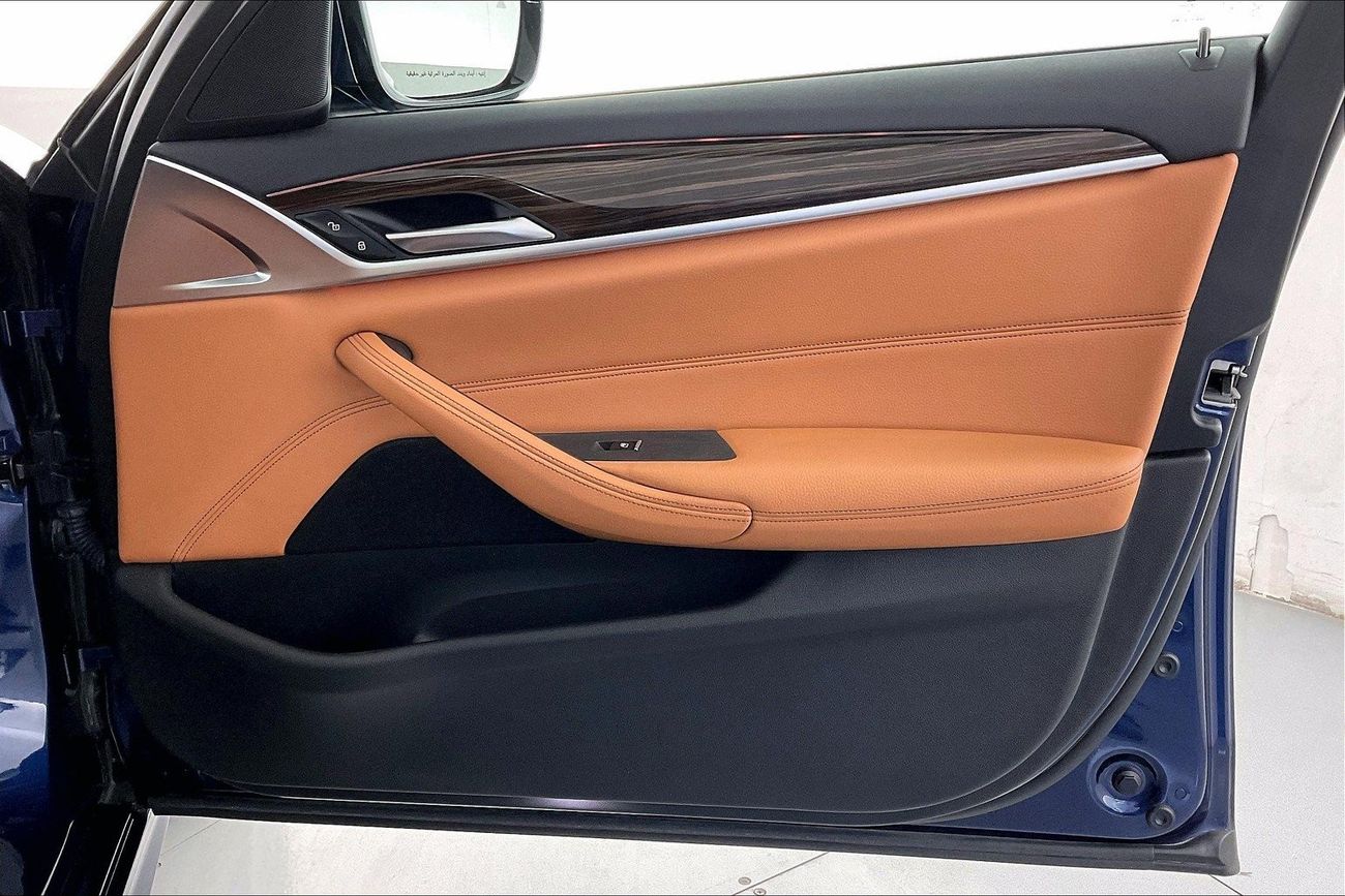 بي أم دبليو 520i M Sport | عرض العيد الحصري | خالية من أضرار الفيضانات