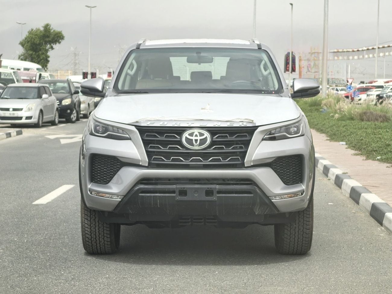 Toyota Fortuner EXR FORTUNER,2.7L,4X4,MANUAL AC,ROOF RACK,REAR VEIW CAMERA,17''AW,A/T,2026MY( FOR EXPORT ONLY)