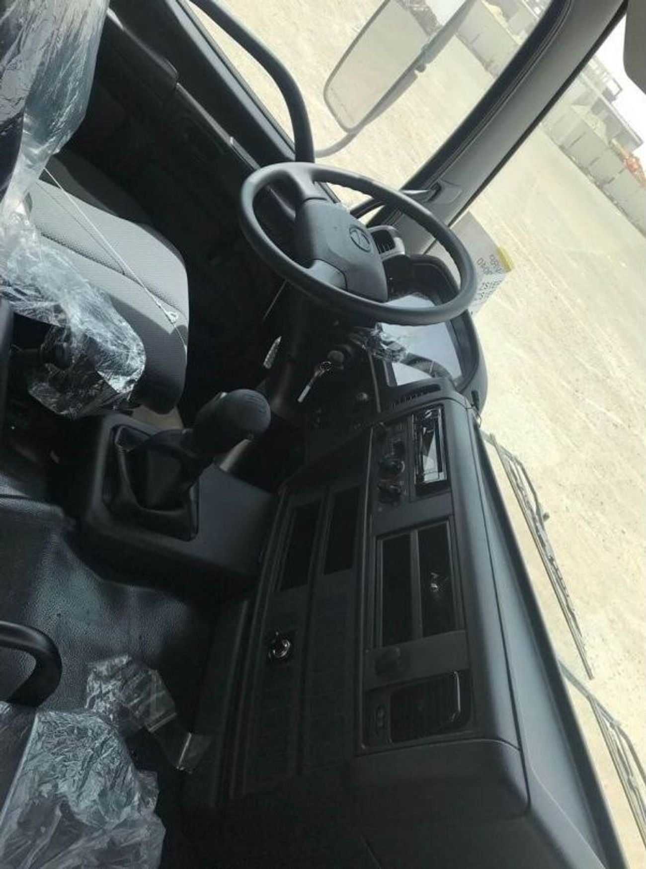 Hino 700 4041  100 ton