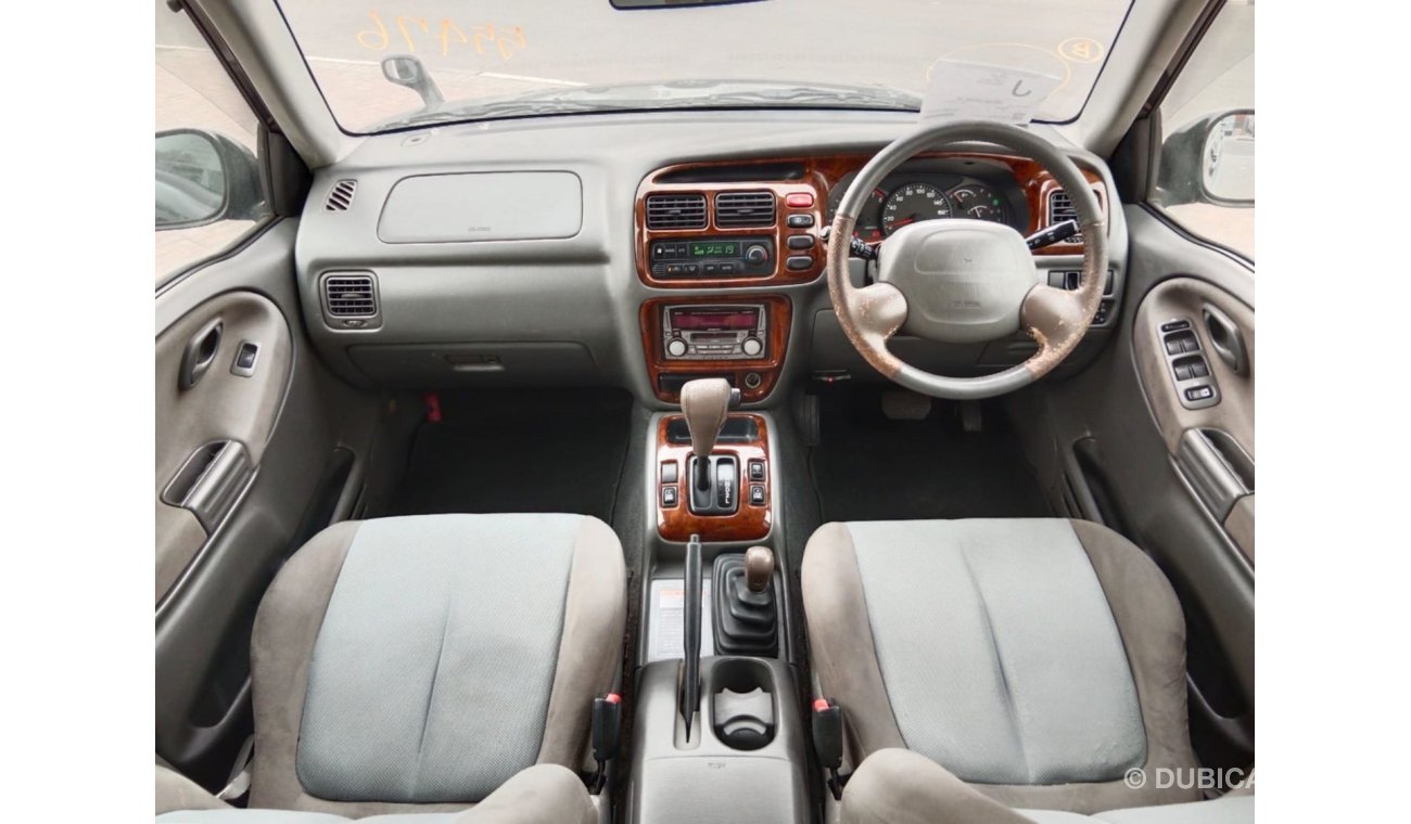 سوزوكي إيسكودو SUZUKI ESCUDO RIGHT HAND DRIVE (PM1595)