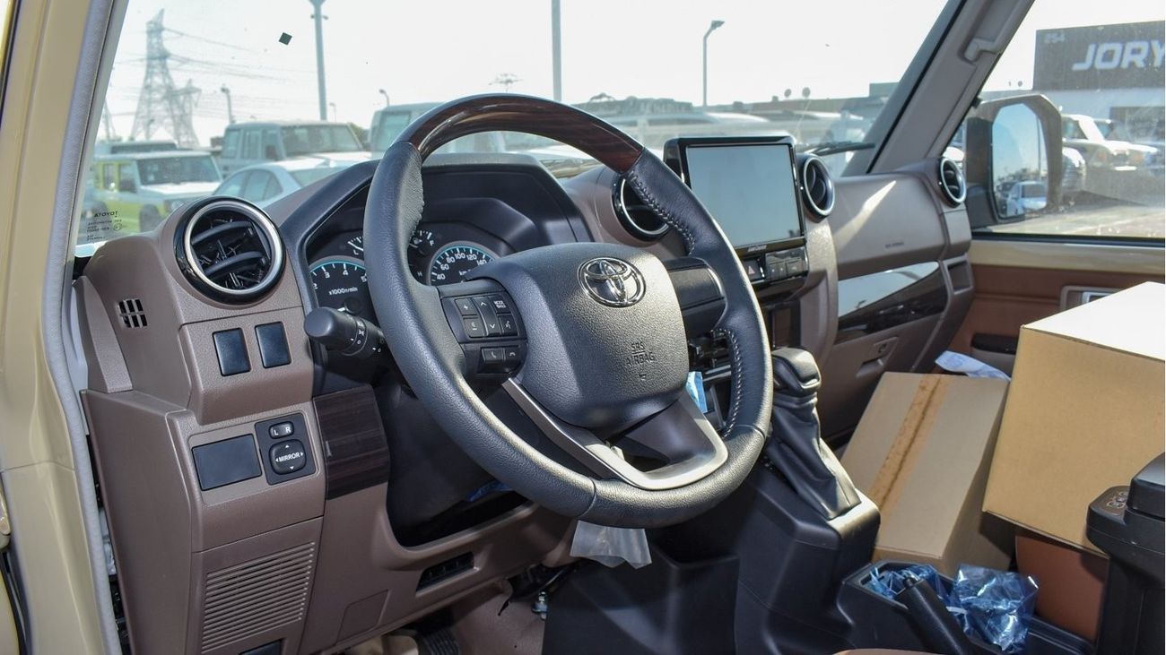 Toyota Land Cruiser Pick Up 4.0L V6 Double Cabin A/T