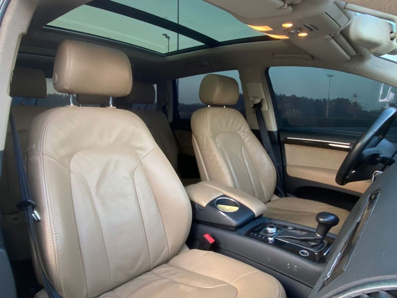 Audi Q7 TFSI quattro S-Line Audi Q7 S-LINE 2012 GCC Orginal Paint - Perfect Condition - Accident Free