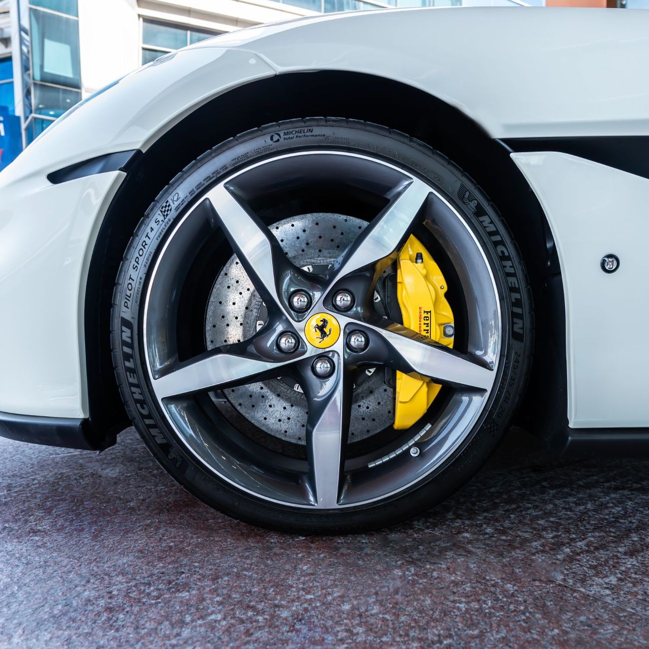 Ferrari Portofino Std 3.9L