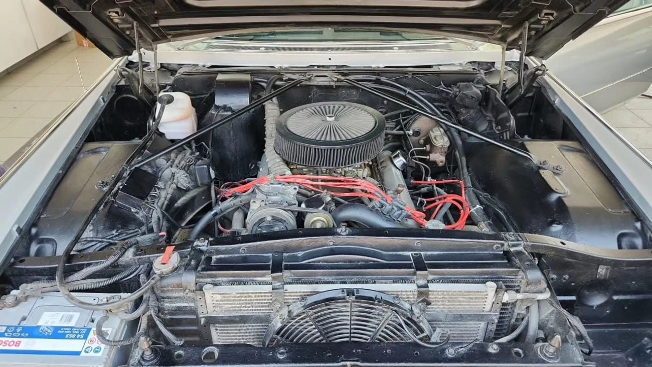 Cadillac Coupe Deville