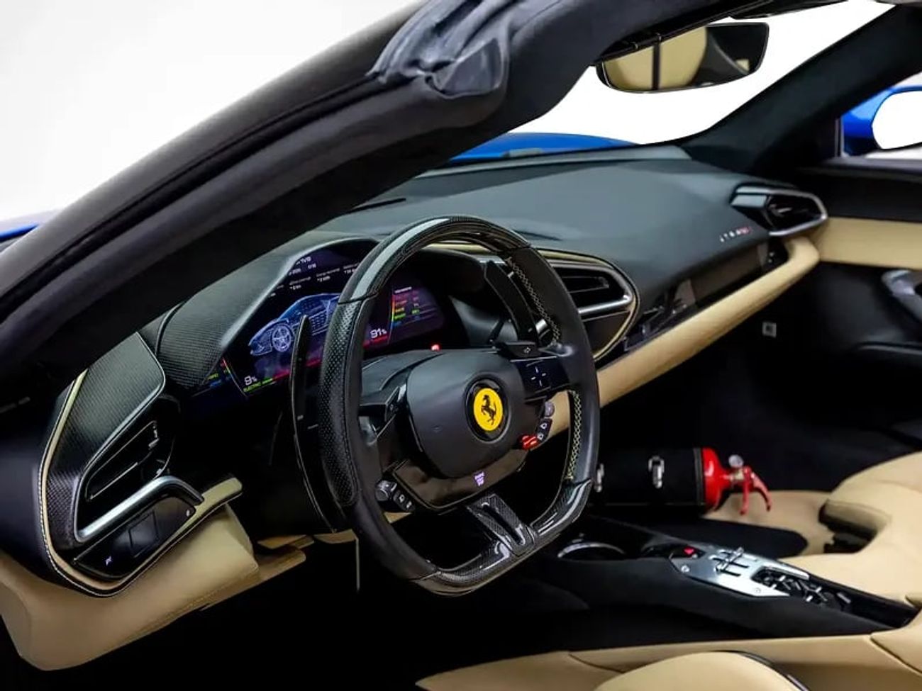 فيراري 296 GTS Standard