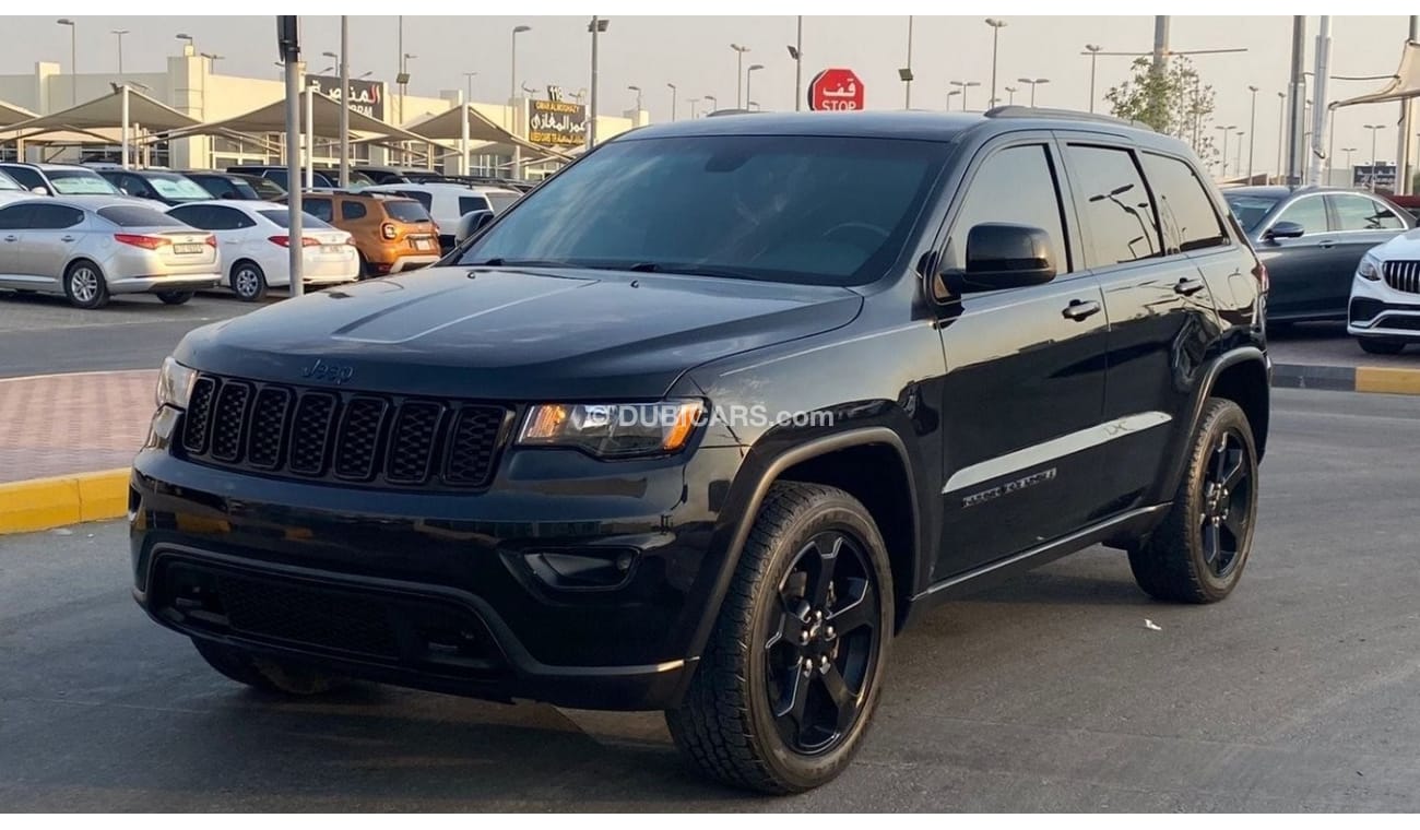 Jeep Grand Cherokee Laredo