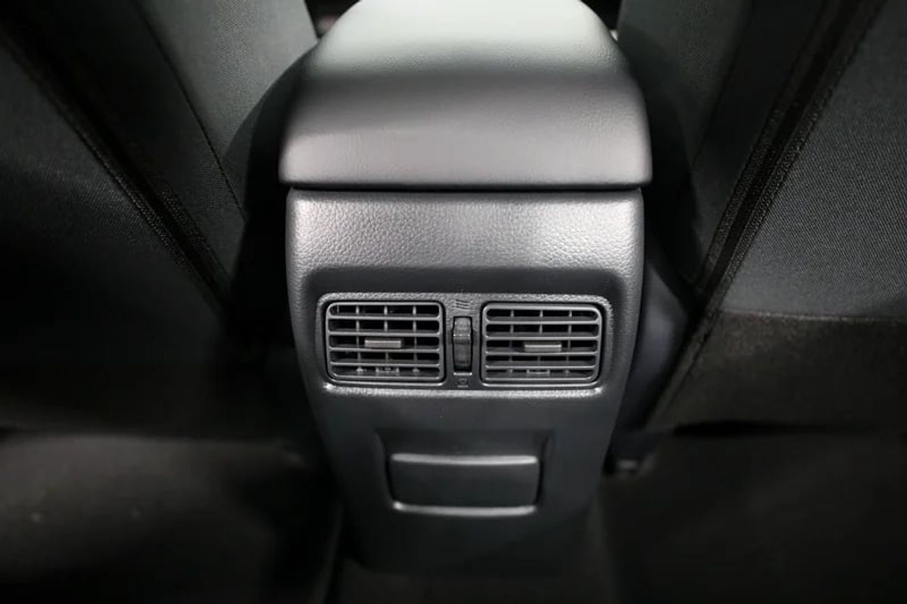 نيسان سيلفي | | Brand | 725 monthly | Free Insurance + Registration Ref#Sylphy25