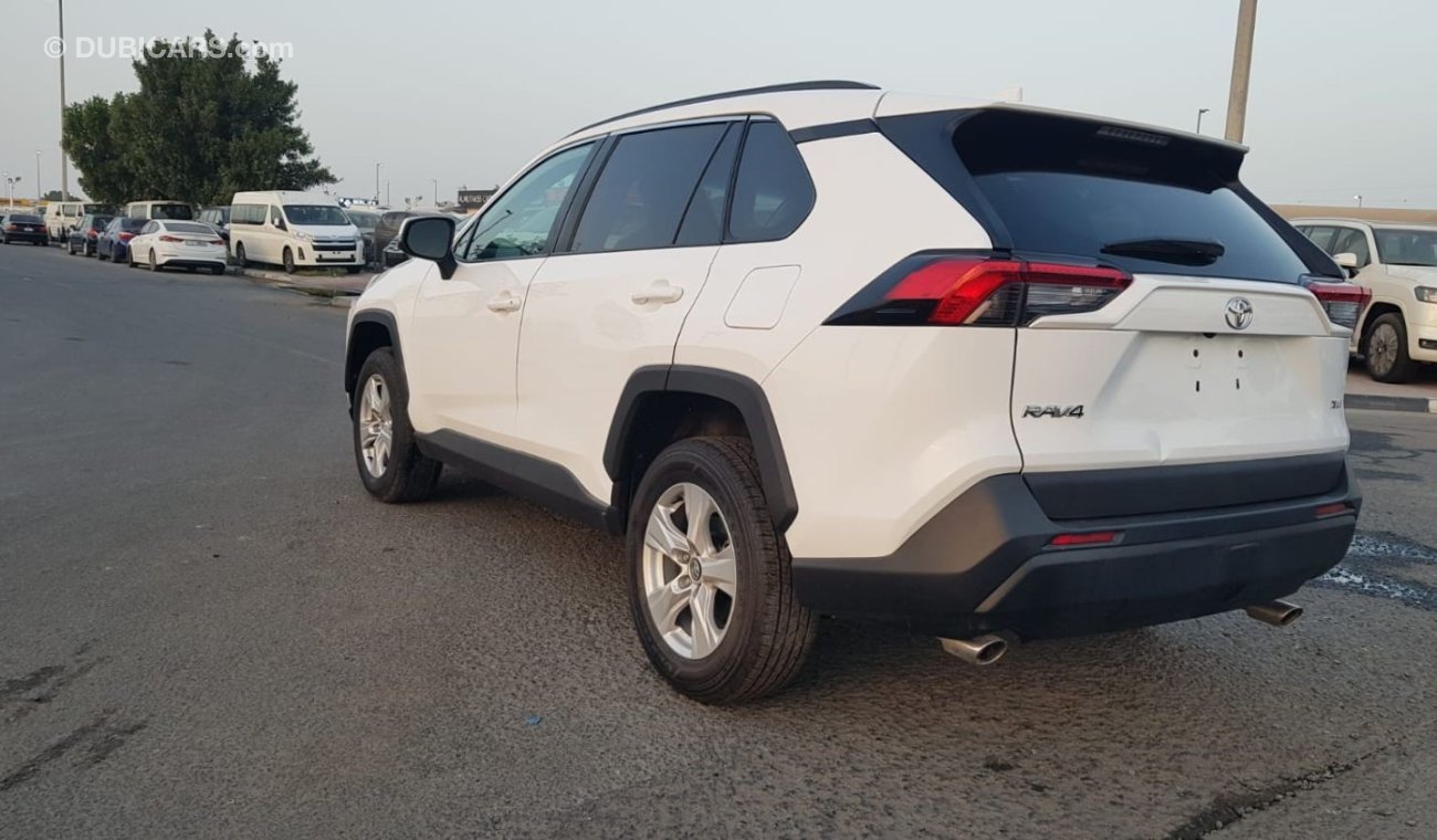 Toyota RAV4 RAV4 XLE 2021 VERY GOOD CAR