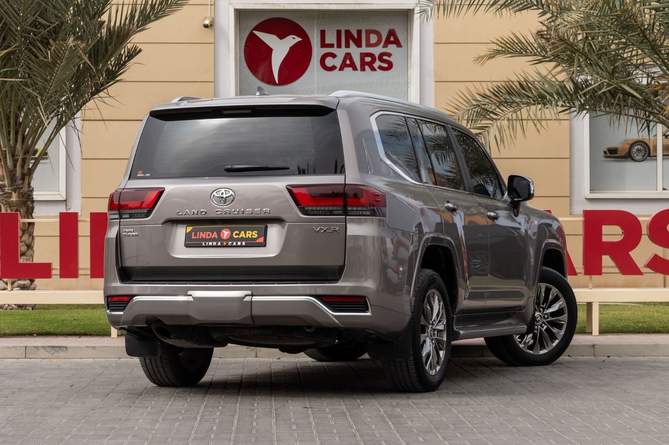 تويوتا لاند كروزر VXR 3.5L