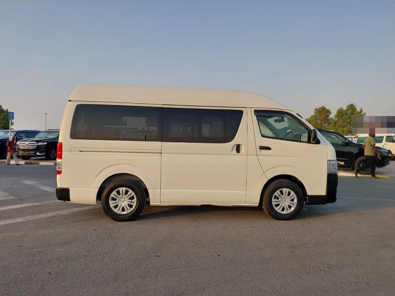 Toyota Hiace 2016 TOYOTA HIACE VAN RHD 3.0 L DIESEL AUTOMATIC (PM94354)