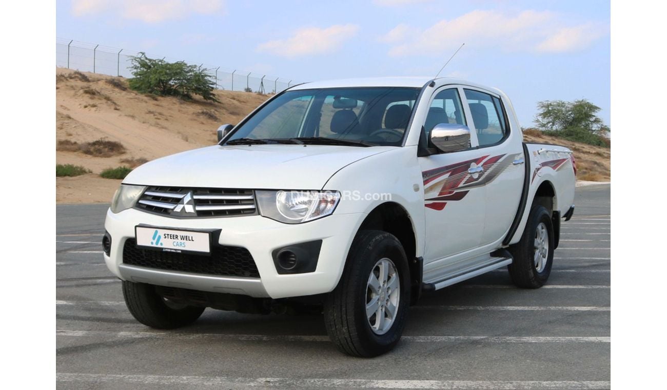 Mitsubishi L200 2015 | DIESEL 4X4 DOUBLE CABIN PICKUP WITH GCC SPECS AND EXCELLENT CONDITION
