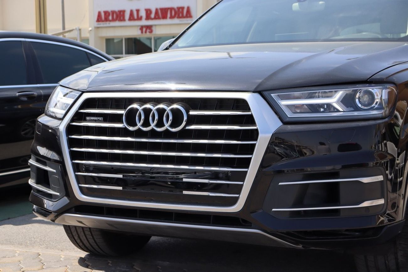 أودي Q7 45 TFSI quattro 3.0L Audi Q7 45 TFSI / 2016 / GCC / Free Accident / First Owner