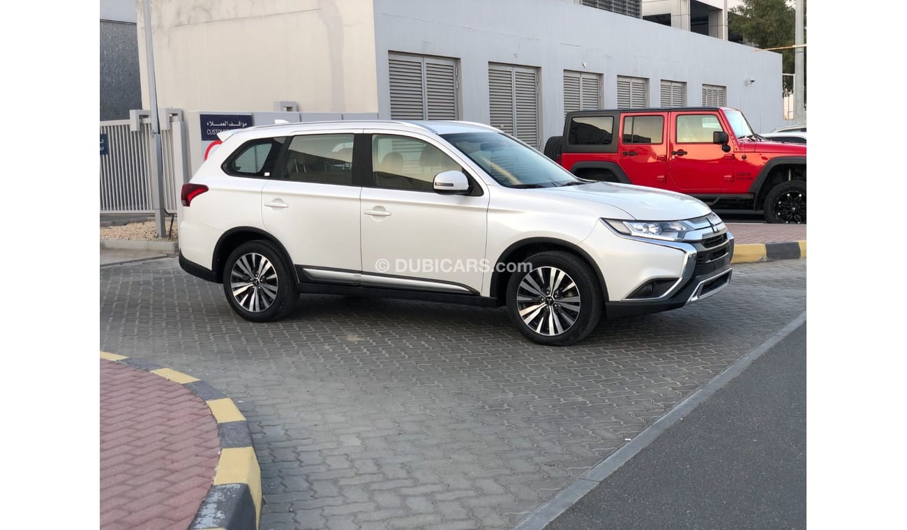 Mitsubishi Outlander GLS GCC