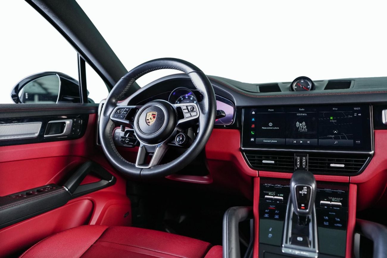 Porsche Cayenne Coupe-Platinum Edition-GCC -well maintained-Sport crono package-Warranty Available