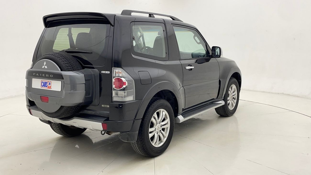 ميتسوبيشي باجيرو GLS HIGHLINE 3.8 | بدون دفعة مقدمة | اختبار القيادة في المنزل