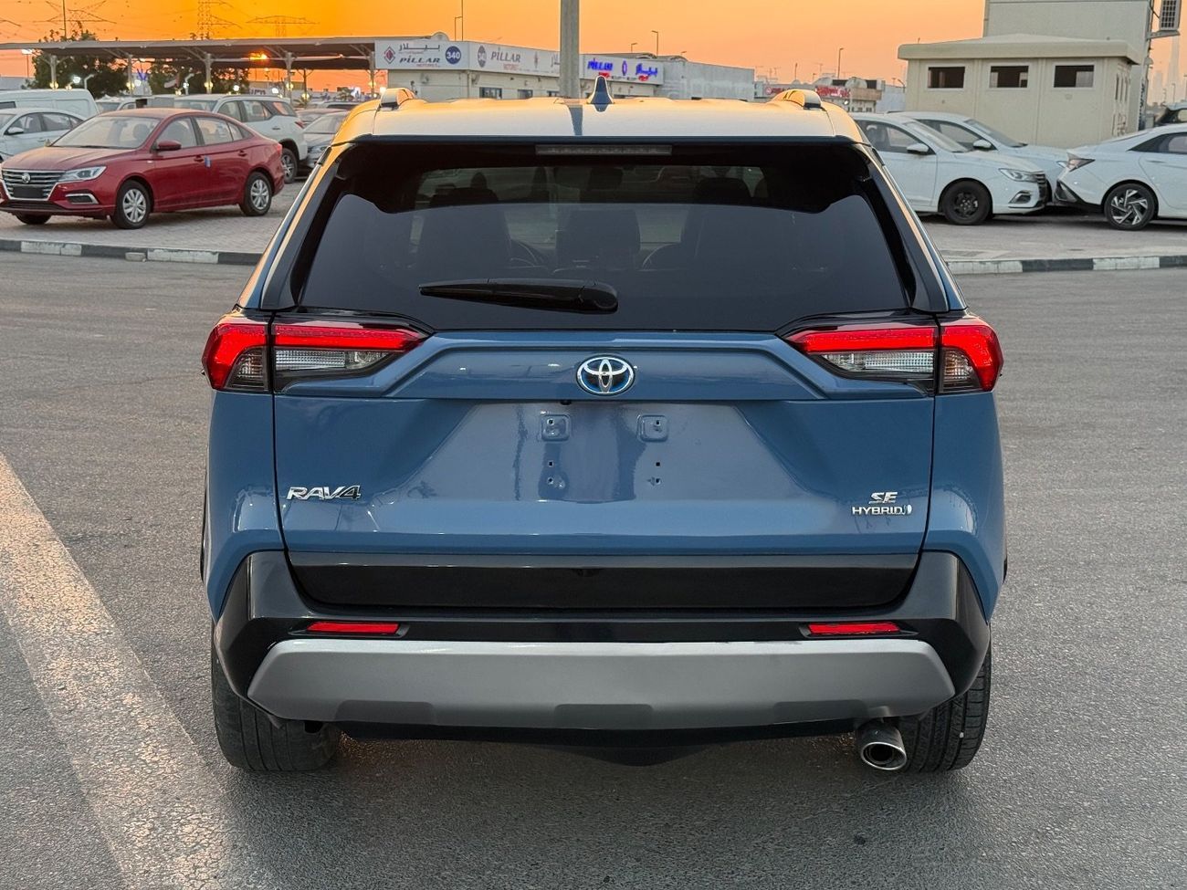 Toyota RAV4 XLE 2.5L 2022 TOYOTA RAV4 XLE HYBRID 4x4 FULL OPTIONS IMPORTED FROM USA