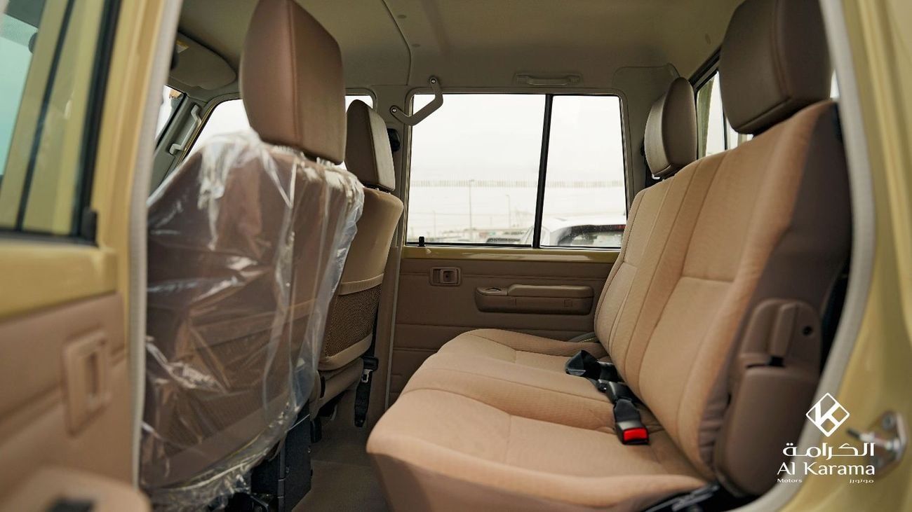 Toyota Land Cruiser Pick Up 4.0L V6 | LX | Automatic Drive | 4x4 | Diff Lock | Double Cabin | GCC Specs