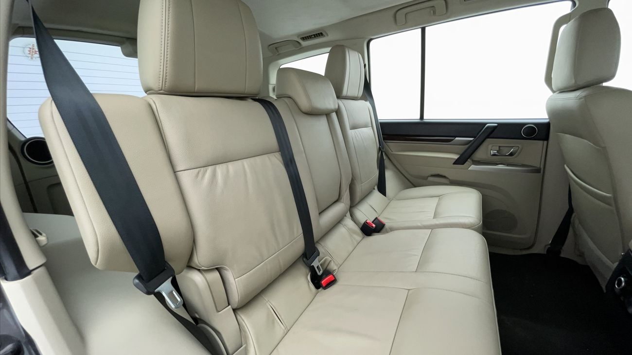 Mitsubishi Pajero GLS HIGHLINE 3.5 | Zero Down Payment | Free Home Test Drive