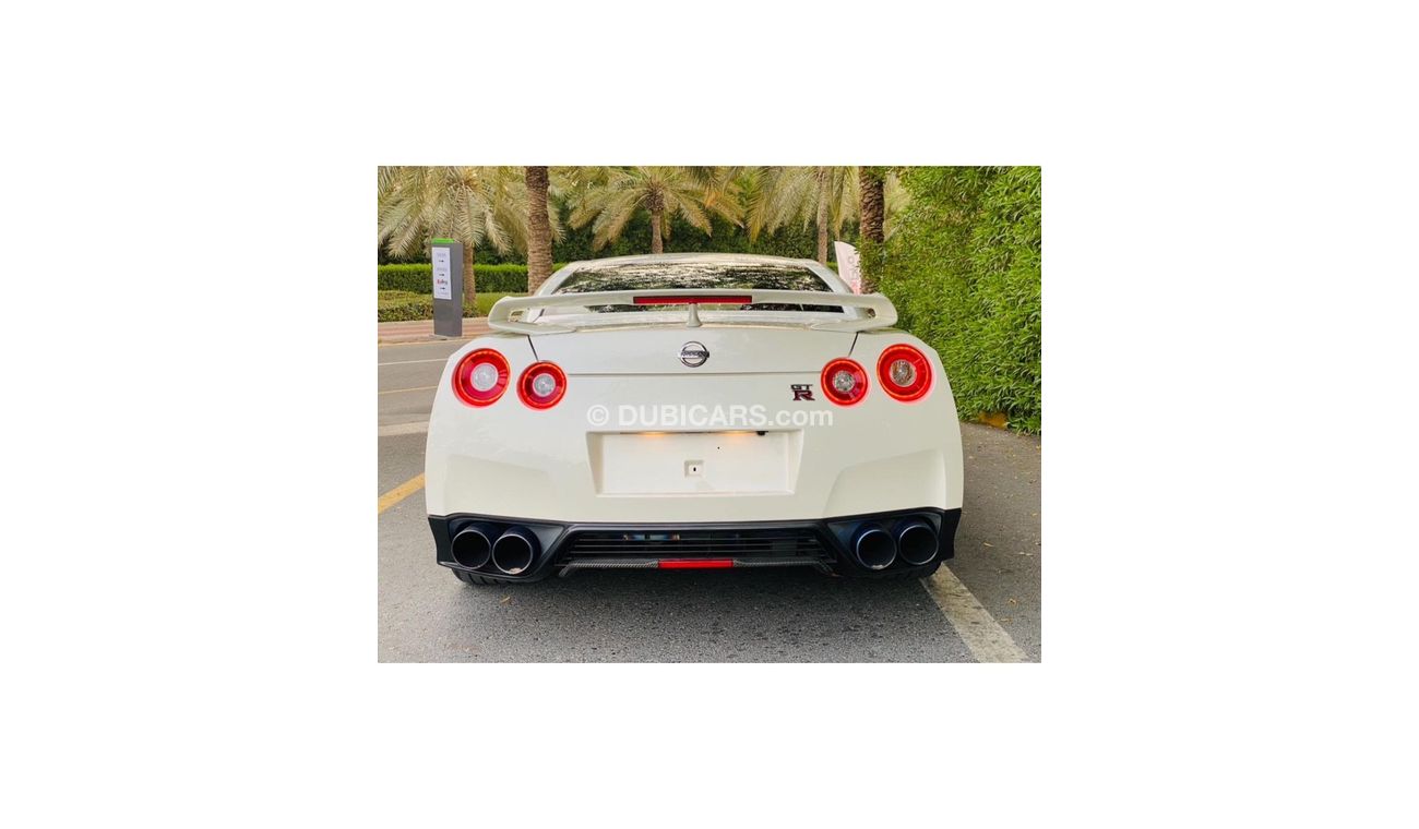 نيسان جي تي ار نيسان GTR 2014 خليجي