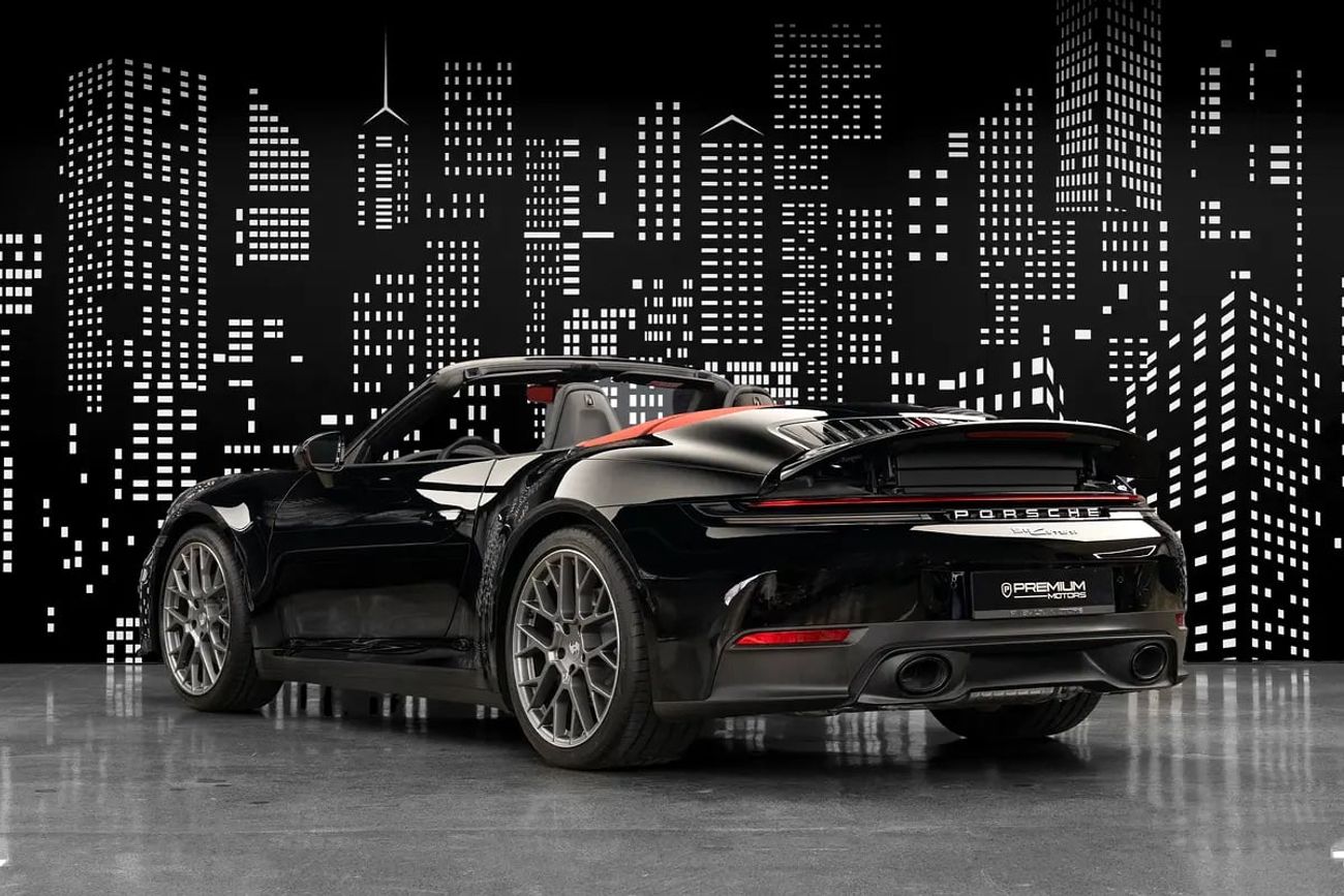 Porsche 911 Carrera 4 3.0L (444 HP) Convertible