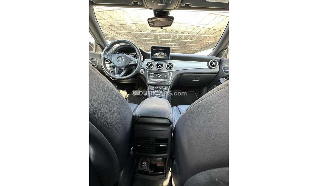 Mercedes-Benz CLA 250