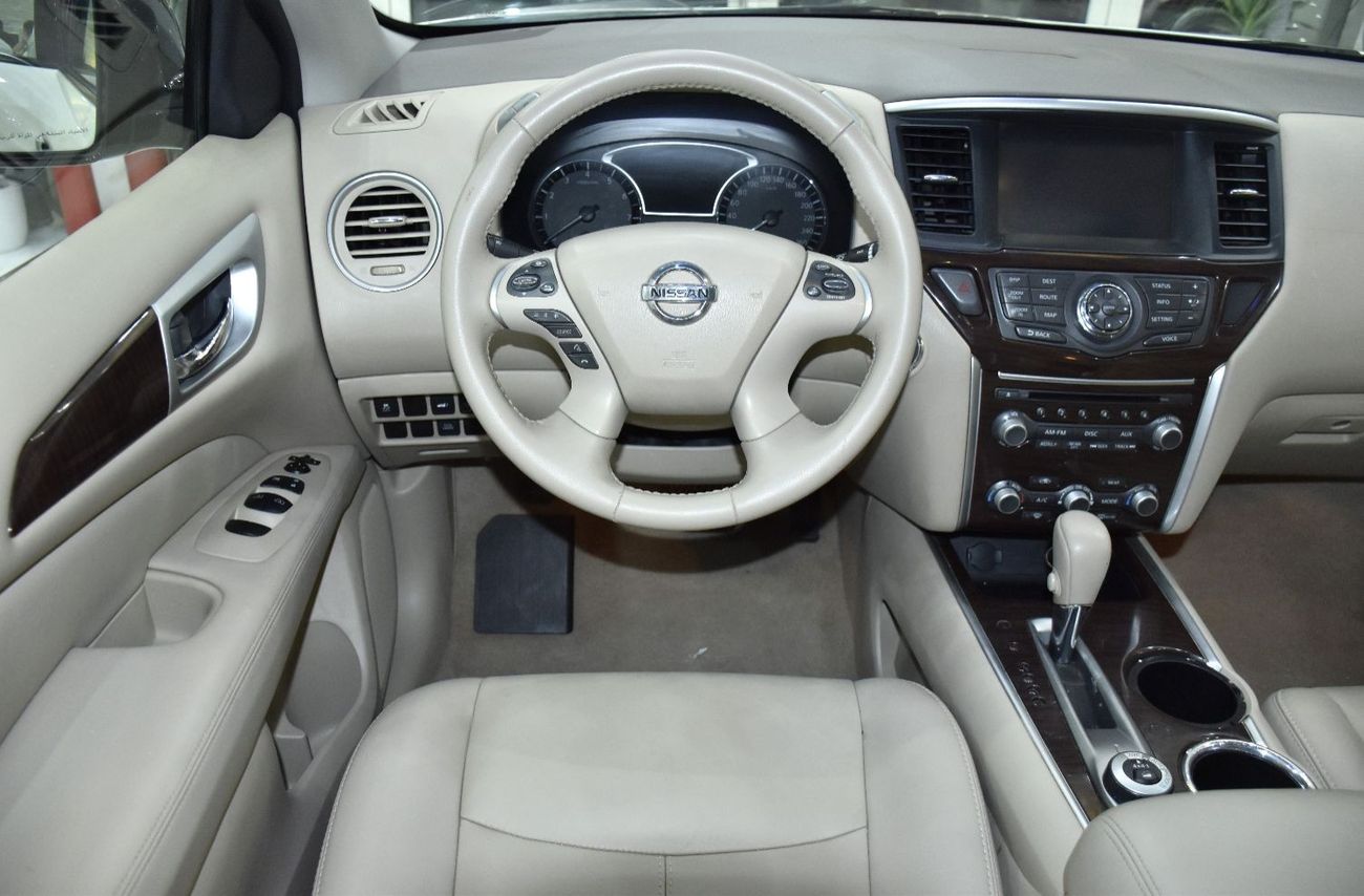 نيسان باثفايندر EXCELLENT DEAL for our Nissan Pathfinder SV 4WD ( 2015 Model ) in White Color GCC Specs