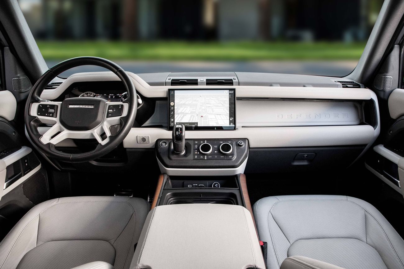 لاند روفر ديفندر Defender 110 SE P400 | 5,778 P.M | 0% Downpayment | Land Rover Warranty!