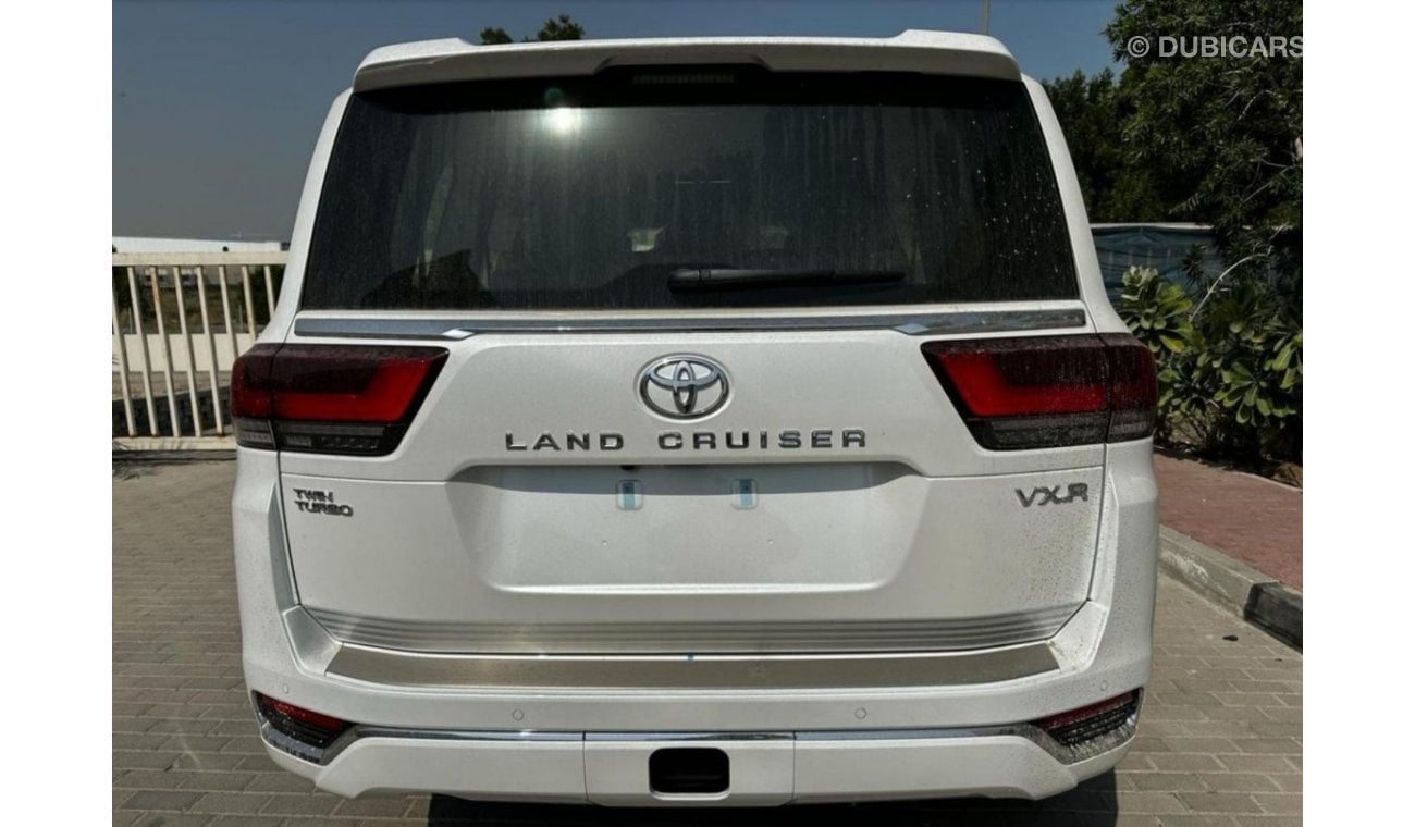Toyota Land Cruiser TOYOTA LAND CRUISER LC300 VXR 3.5L PREMIUM LEATHER (EXPORT ONLY) 2024 (No Radar)