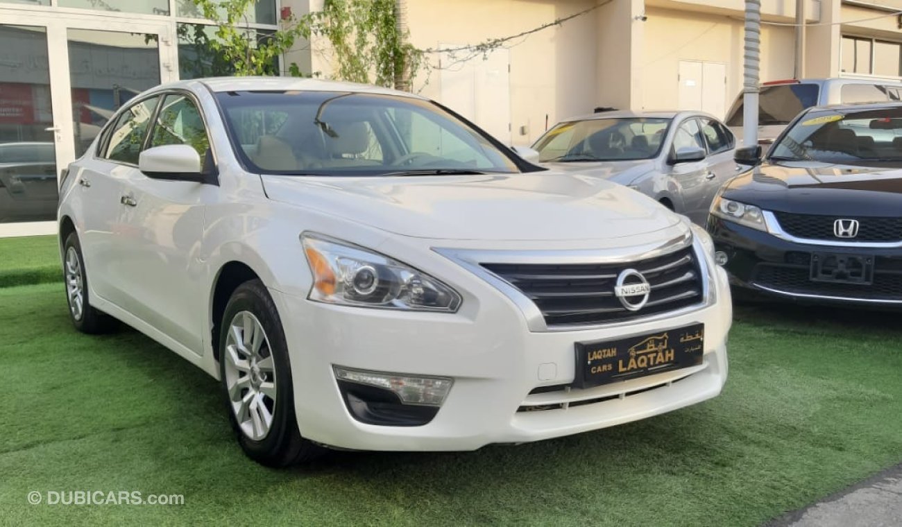 Nissan Altima Gulf - agency dye - fingerprint - cruise control - excellent condition, do not need any expenses