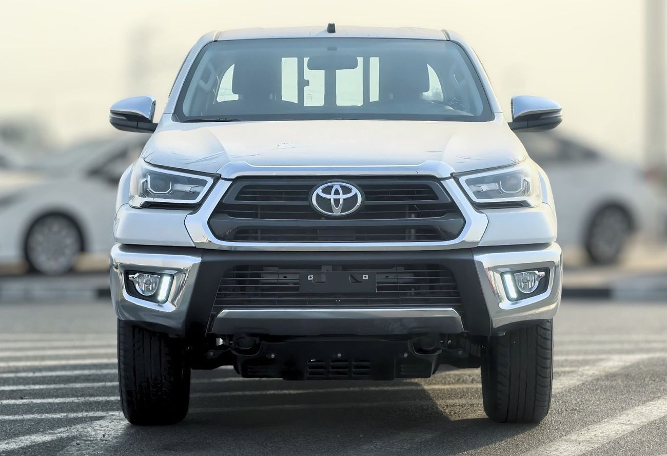 Toyota Hilux D/CAB,PICKUP,2.7L,4X4,DIGITAL AC,WOODEN INTERIOR,BLIND SPOT,DVD+CAMERA,DIFF LOCK,M/T, 2 COOL BOX,202