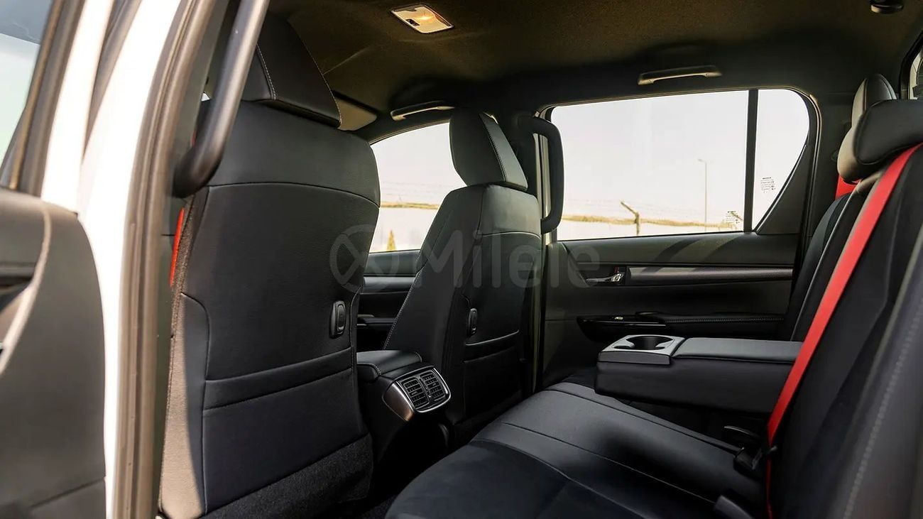 تويوتا هيلوكس GR SPORT IN-HOUSE FINANCING AVAILABLE | 0% DOWNPAYMENT (BANK)