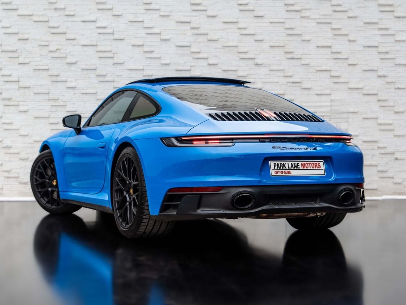 بورش 911 CARRERA GTS Porsche 911 Carrera 4 GTS 2023