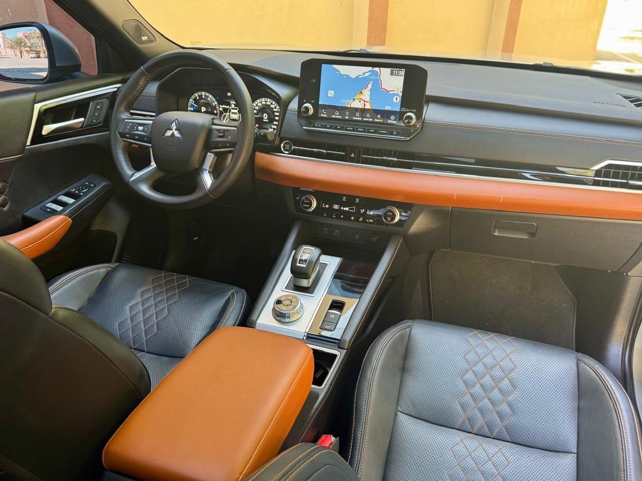 ميتسوبيشي آوتلاندر Mitsubishi Outlander 2023 TOP OF RANGE NO:1 Limited Edition GCC Spec.