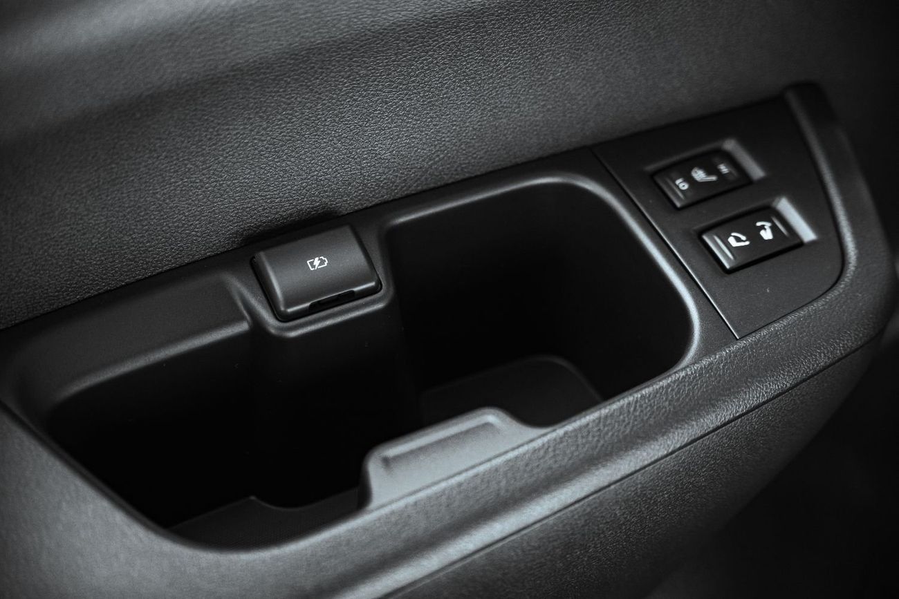 Infiniti QX80 Autograph Captain Chairs 3.5L