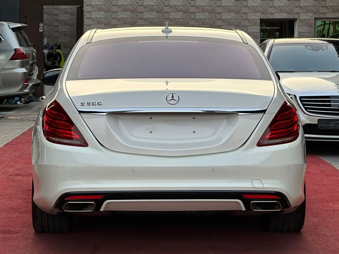 مرسيدس بنز S 550 V8 - 4.7L